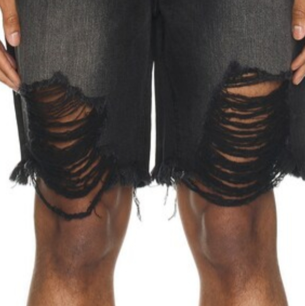 NWT Revolve SER.O.YA JACK DISTRESSED VINTAGE STRAIGHT SHORTS - Picture 6 of 7